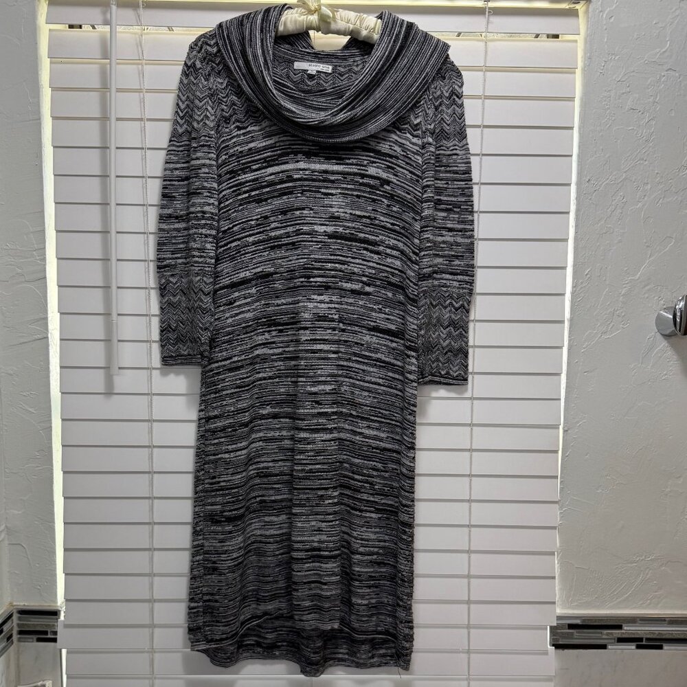 Studio One NY women's black & grey long sleeve cowl neck sweater dress; size XL